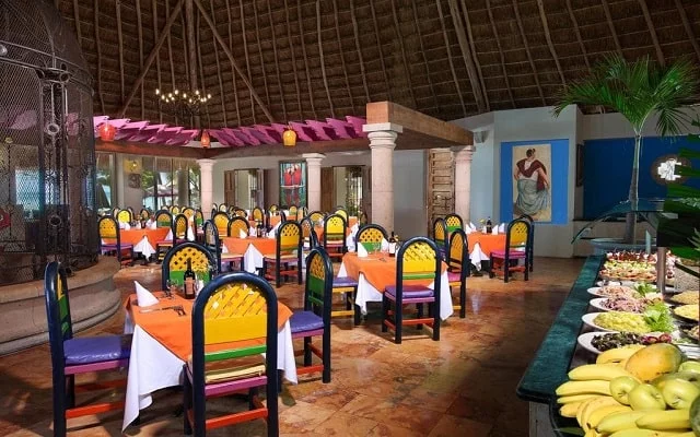 hotel-grand-oasis-palm-menu-min